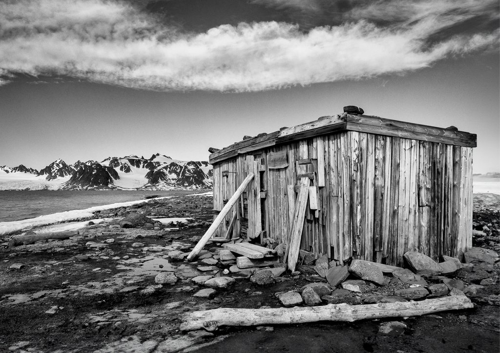 Judy Sara - Arctic Hut